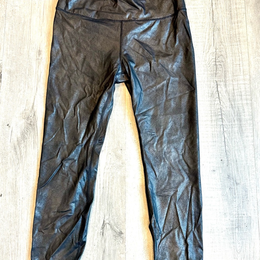 CRZ YOGA Black Textured Leggings-Size 12, NWT.